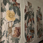 Mustertapete in einem Treppenhaus im Zooviertel 